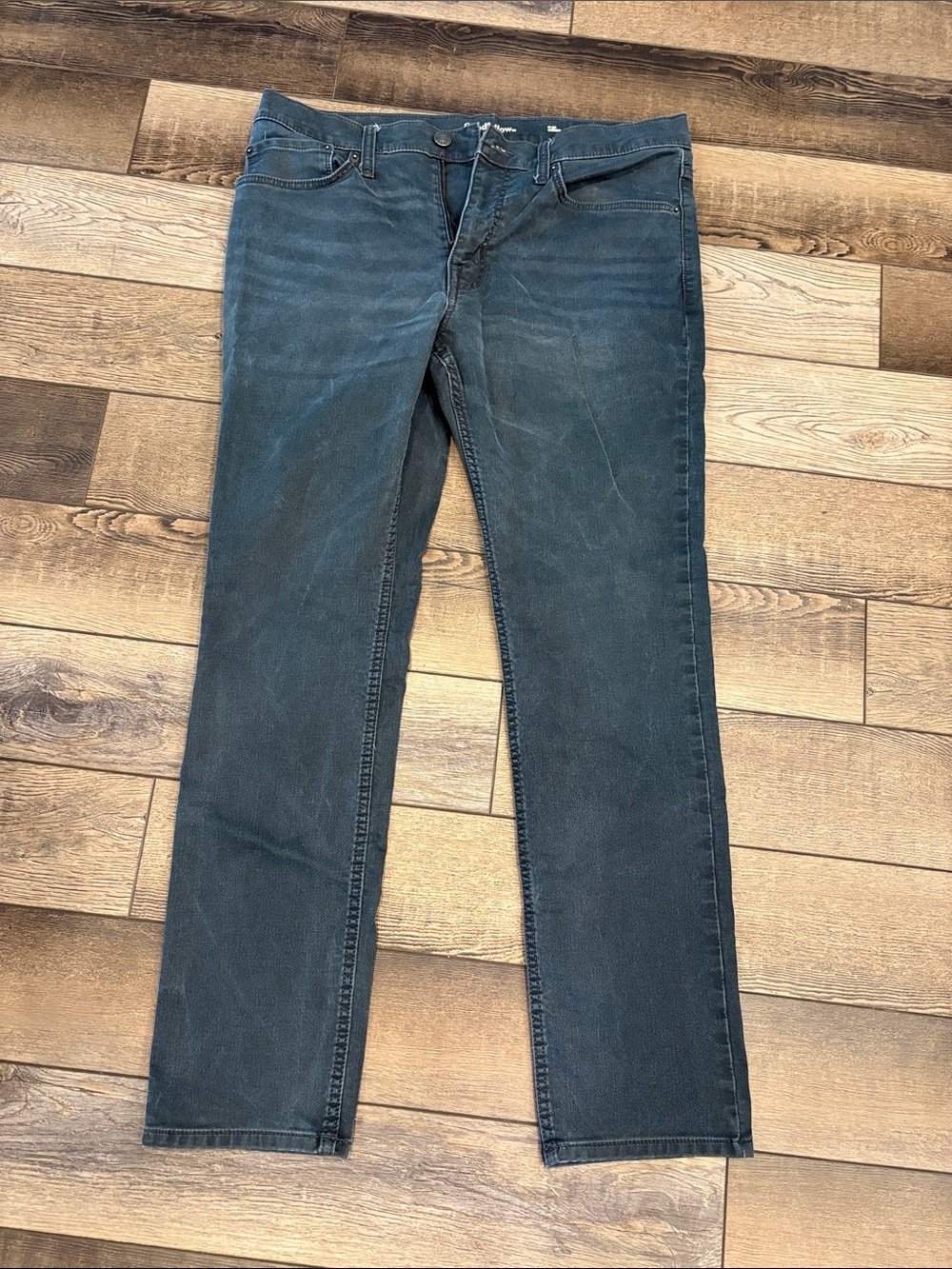 Goodfellow & Co Men’s Dark Grey/Blue Slim Straight Jeans